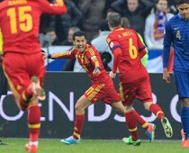 佩德罗破门博格巴染红