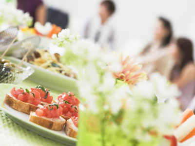 女生陪领导赴宴遭性侵