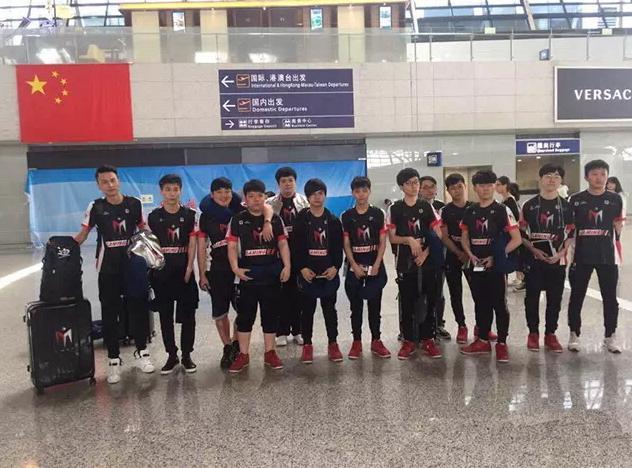 LPL职业选手谁最高?IG战队的打野和吴亦凡一