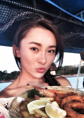 吉丽  饰  王宝莲