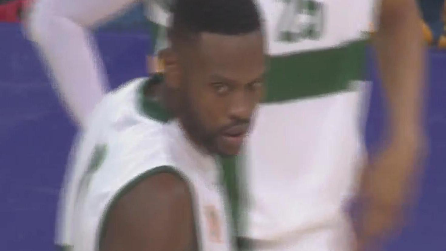 许晋哲谈两岸球员不同:CBA球员不动脑 体院有弊端