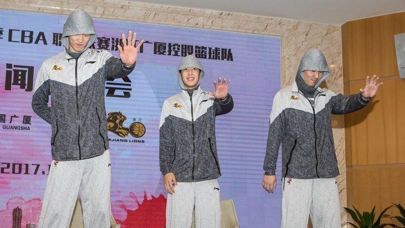 郭艾伦17分王哲林10分 辽宁94