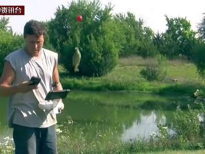 [视频]美国小伙成功用遥控无人机钓鱼