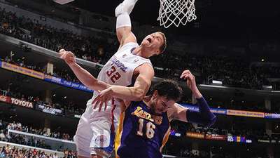 两度骑扣加索尔!格里芬十大残暴隔扣