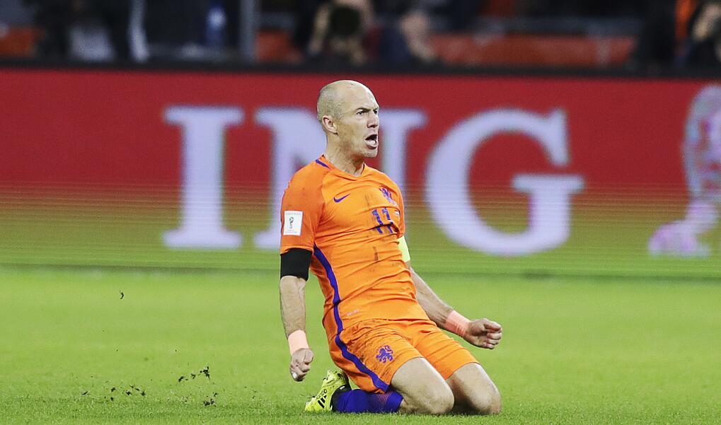 世预赛-罗本双响 荷兰2-0瑞典小组第三无缘世界