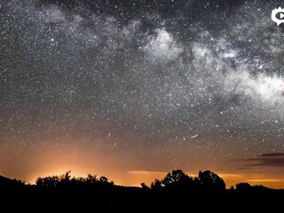 [视频]7万张龙卷风闪电等照片合成大片 画面绝美震撼