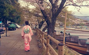 樱花和服