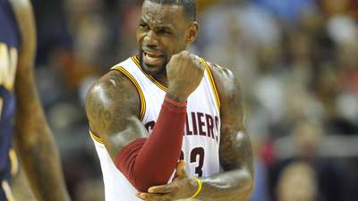 NBA-洛瑞43分创新高詹姆斯失绝杀 猛龙99-97