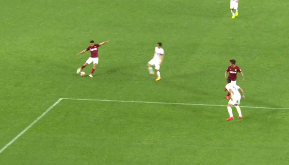 【进球gif】张呈栋助攻拉维奇破门 华夏幸福1-0亚泰