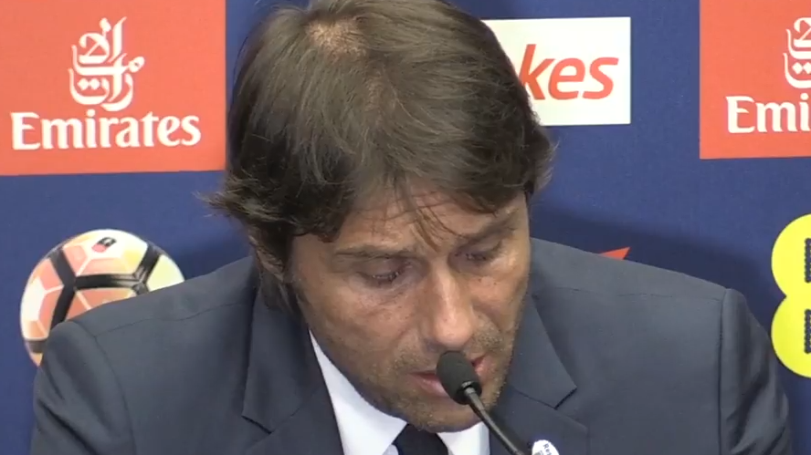 揭秘足总杯历史纪录 詹俊现场科普英超冷知识