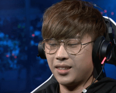 lol六周年娱乐赛:五五开这大嘴要给99分!