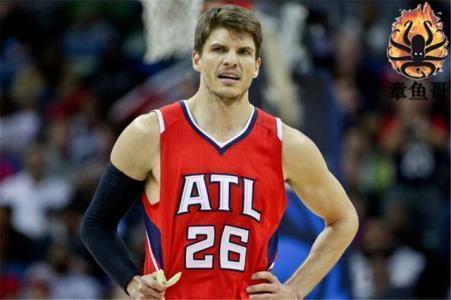 美媒评选NBA历史十大射手，库里上榜，汤普森第八！