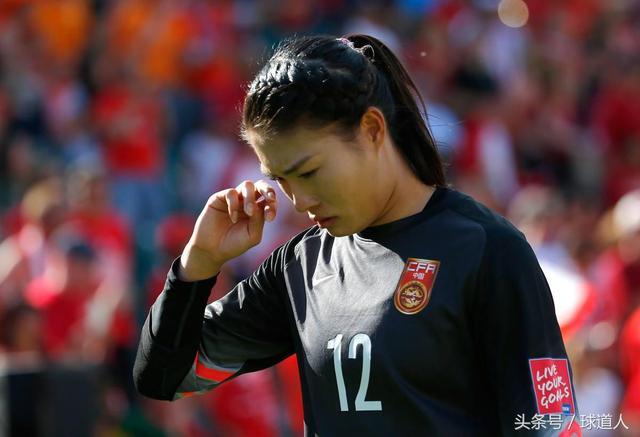 中国女足先男足一步 门将王飞转会加盟拜仁 女