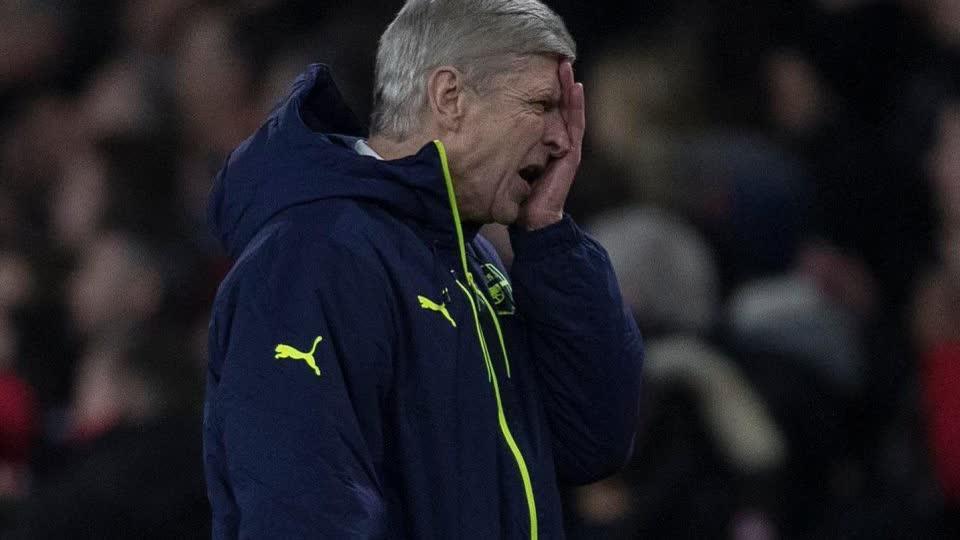 温格:莱万越位了点球都不该给 对球迷感到抱歉