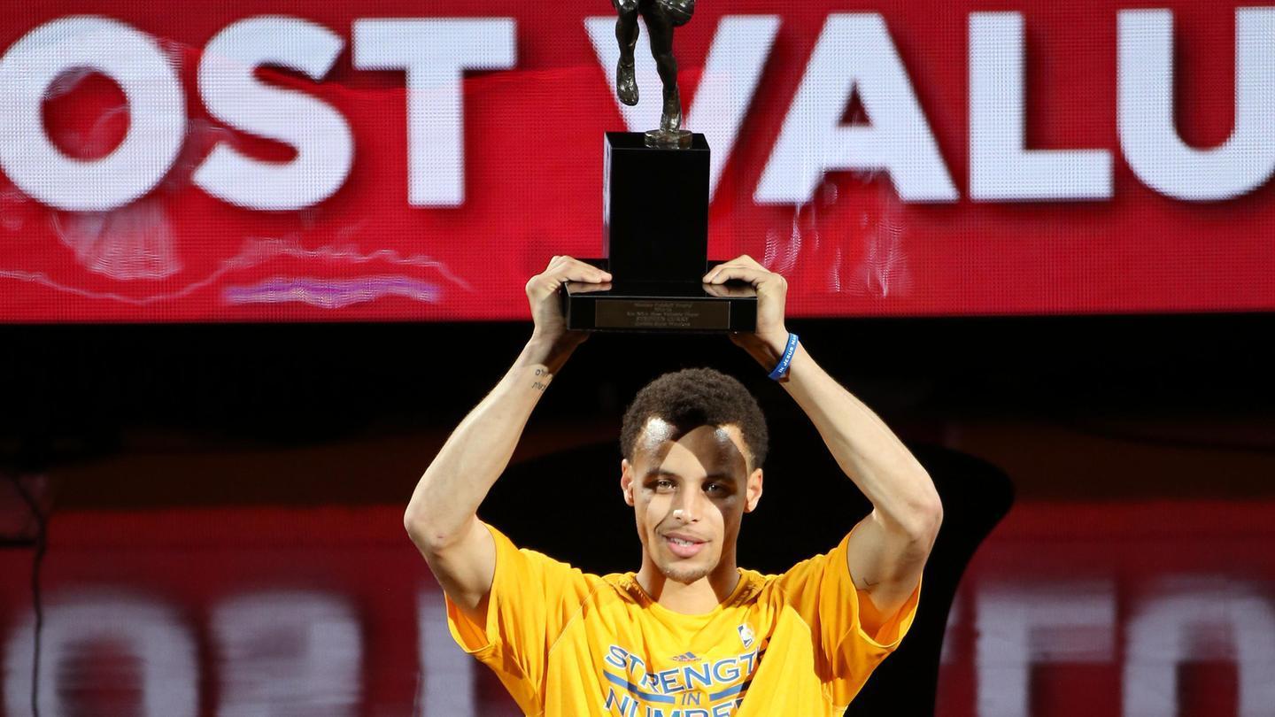 变态准荣耀一季! 库里2014-15赛季总决赛劲爆