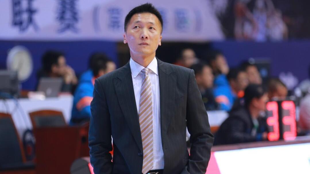 许晋哲谈返台湾执教:在CBA太孤单 想多陪伴孩子