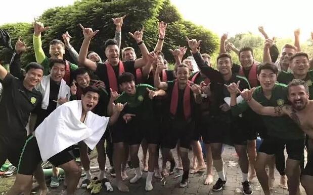 国安海外拉练项目花样多 5公里跑球员体验魔鬼