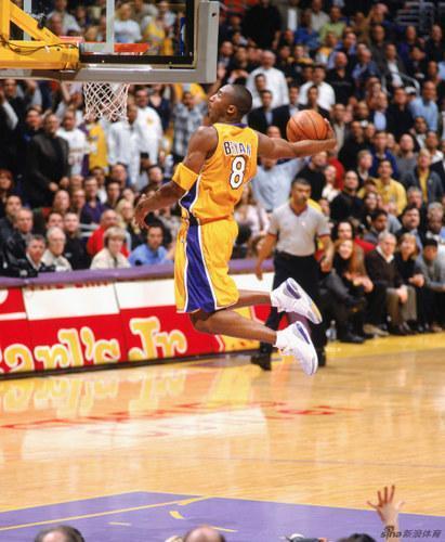 精选: 科比生涯100大最精彩的扣篮瞬间