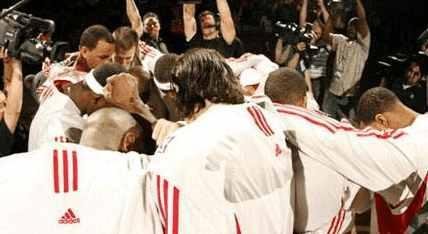 火箭连胜被湖人终结?带你回顾火箭22连胜历史