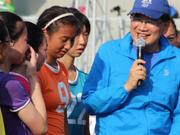 女汉子迎战中原小壮士