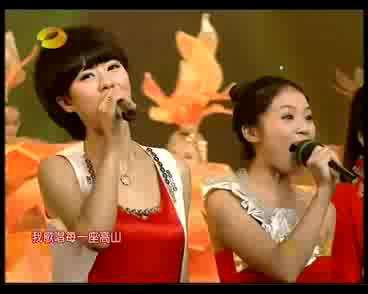 湖南庆60年晚会刘惜君与<em>快女合唱</em>《我的祖国