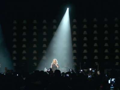 阿黛尔皇家艾伯特大厅演唱会(字幕版)