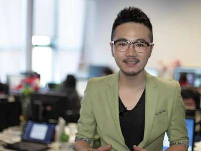 实拍:怪婴长四手四脚吓坏父母