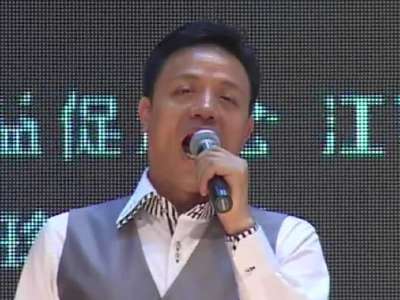 林峰携上海宣传首张国语专辑 为日本地震受灾