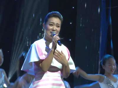 英国达人秀 两男孩献唱超好听反欺凌歌曲