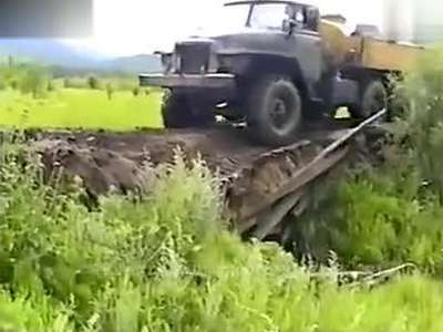 旋转轮胎真实版