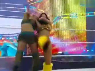 <em>WWE-女子</em>摔跤-<em>必杀技</em>合集-精华_百度影视