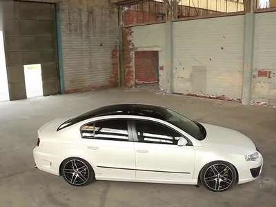 4s店贴膜视频图片_4s店贴膜视频_社会热点图